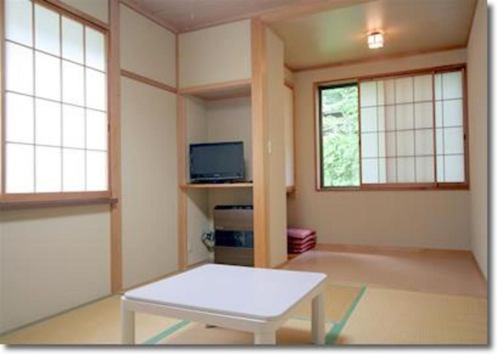 Minshuku Yoshinoya Hotel Minakami Buitenkant foto